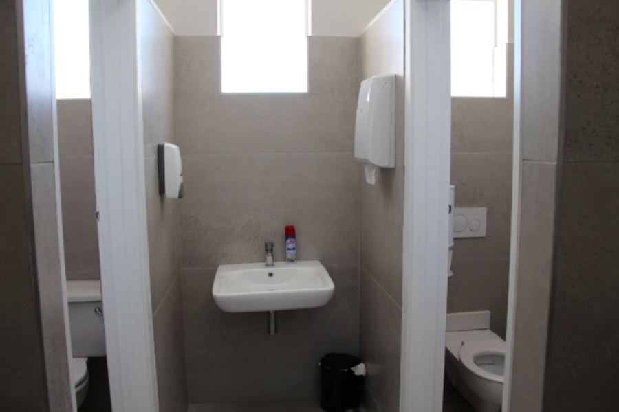 To Let Commercial Property for Rent in Dormehls Drift Western Cape
